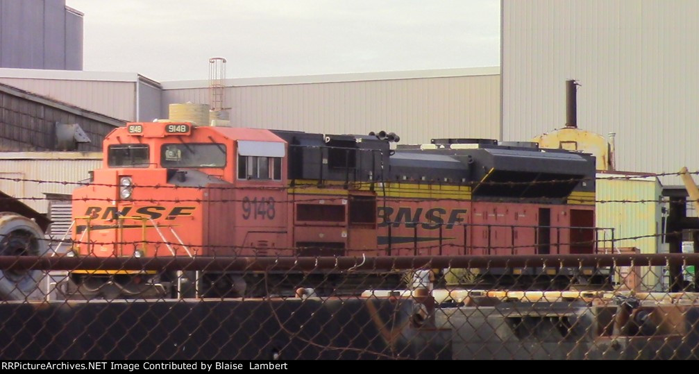 BNSF 9148